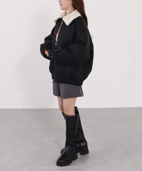 archives(アルシーヴ)の「ファー衿付中綿フェイクレザーブルゾン(ブルゾン・レディース・ブラック/ブラウン・MEDIUM)」の21枚目の写真