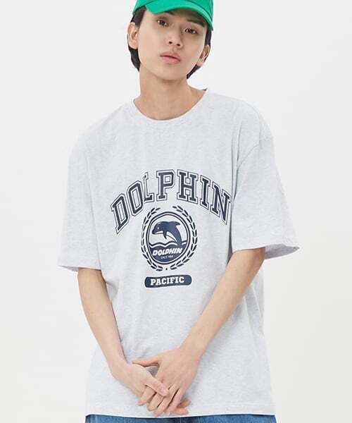 DOLPHIN WAVE APPAREL(ドルフィンウェーブアパレル)の「ドルフィン ローリエ グラフィック Tシャツ(Tシャツ/カットソー・メンズ・その他・LARGE/X-LARGE)」の1枚目の写真