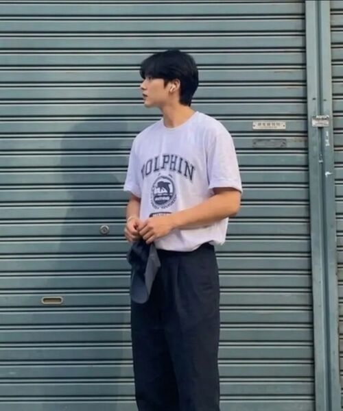 DOLPHIN WAVE APPAREL(ドルフィンウェーブアパレル)の「ドルフィン ローリエ グラフィック Tシャツ(Tシャツ/カットソー・メンズ・その他・LARGE/X-LARGE)」の5枚目の写真