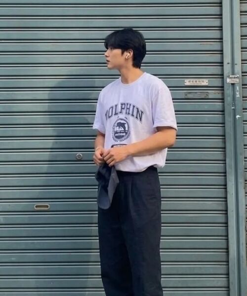 DOLPHIN WAVE APPAREL(ドルフィンウェーブアパレル)の「ドルフィン ローリエ グラフィック Tシャツ(Tシャツ/カットソー・メンズ・その他・LARGE/X-LARGE)」の3枚目の写真