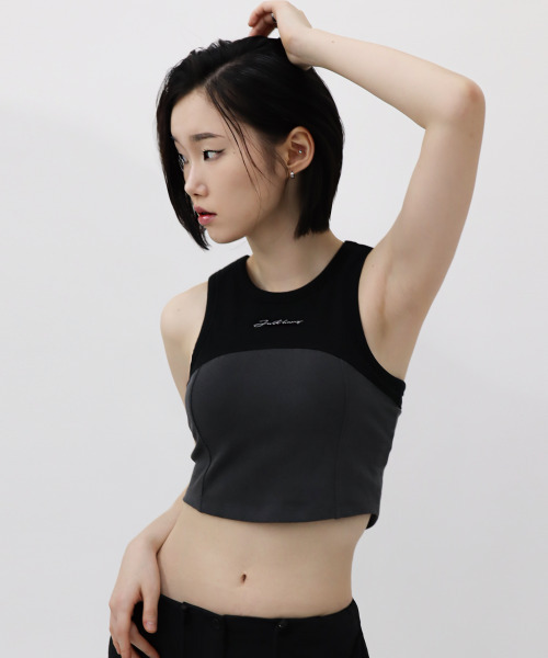 JUSTHANG(ジャストハング)の「ロゴ刺繍配色スリーブレス(Tシャツ/カットソー・レディース・その他・SMALL/MEDIUM)」の1枚目の写真