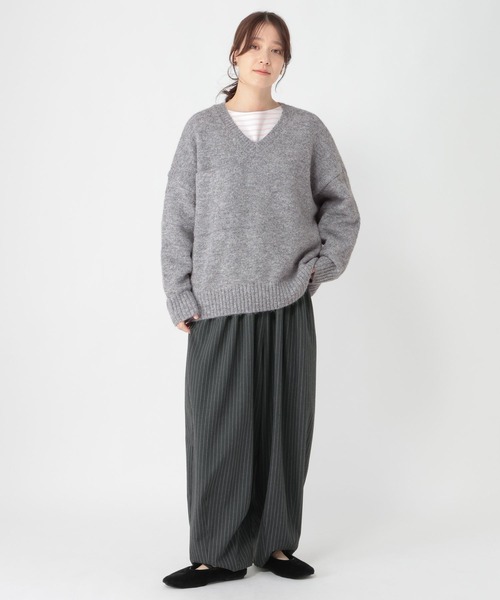 studio CLIP(スタディオクリップ)の「5ゲージBIGポケットニットプルオーバー(ニット/セーター・レディース・ライトブルー/ライトグレー・FREE)」の5枚目の写真