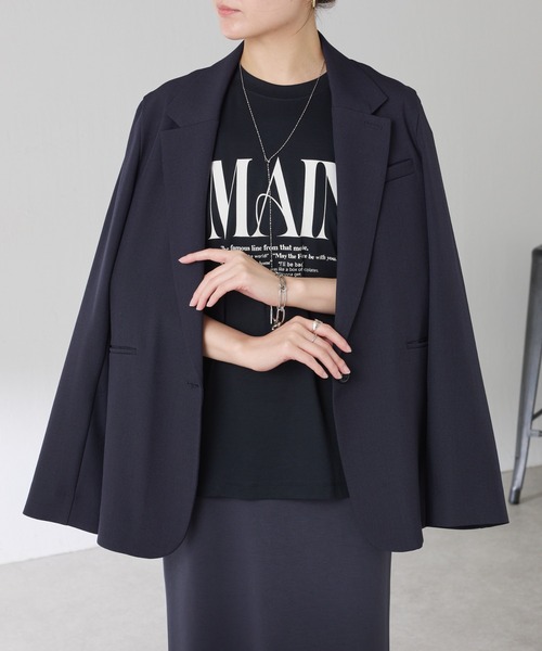 COLLAGE GALLARDAGALANTE（コラージュガリャルダガランテ）の「ストレッチシャークスキンジャケット（テーラードジャケット・レディース・ベージュ/ネイビー・FREE）」の3枚目の写真