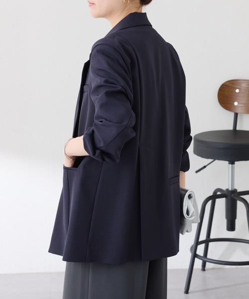 COLLAGE GALLARDAGALANTE（コラージュガリャルダガランテ）の「ストレッチシャークスキンジャケット（テーラードジャケット・レディース・ベージュ/ネイビー・FREE）」の7枚目の写真