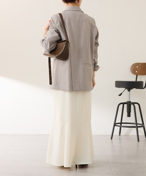 COLLAGE GALLARDAGALANTE（コラージュガリャルダガランテ）の「ストレッチシャークスキンジャケット（テーラードジャケット・レディース・ベージュ/ネイビー・FREE）」の21枚目の写真