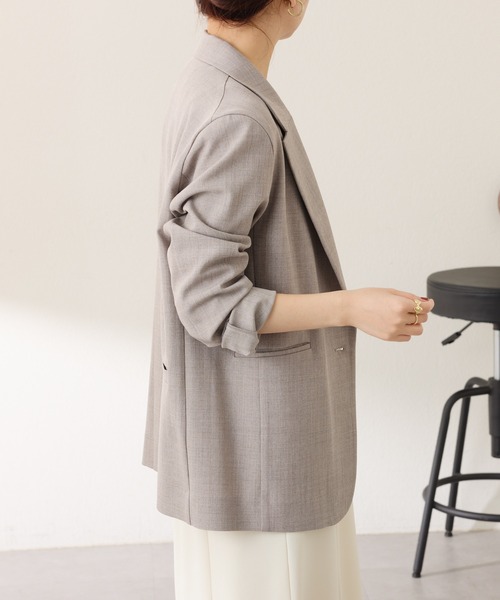 COLLAGE GALLARDAGALANTE（コラージュガリャルダガランテ）の「ストレッチシャークスキンジャケット（テーラードジャケット・レディース・ベージュ/ネイビー・FREE）」の18枚目の写真