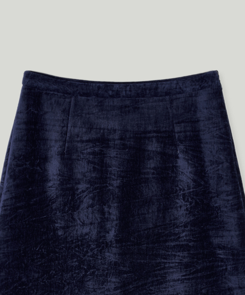 AARAN(アラン)の「ベルベットAラインミディスカート_ネイビー(スカート・レディース・ネイビー・SMALL/MEDIUM)」の2枚目の写真