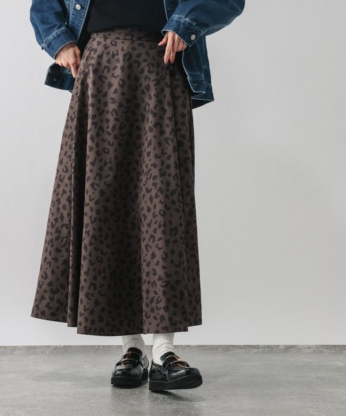 GLOBAL WORK（グローバルワーク）の「ピーチサテンフレアスカート柄/635425（スカート・レディース・ドット/レオパード/ネイビー系8・REGULAR/SHORT）」の10枚目の写真