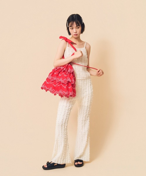 Casselini(キャセリーニ)の「Casselini(キャセリーニ)フラワーレースバッグ(ショルダーバッグ・レディース・アイボリー/ブラック/レッド・FREE)」の9枚目の写真