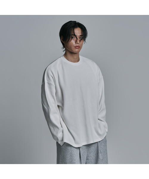 JELEVE（ジェイエルブ）の「ワッフルルーズフィットロングスリーブ（Tシャツ/カットソー・メンズ・ホワイト/ブラック/ネイビー/グレー/オリーブ/チャコール・MEDIUM/LARGE/X-LARGE/SMALL）」の2枚目の写真