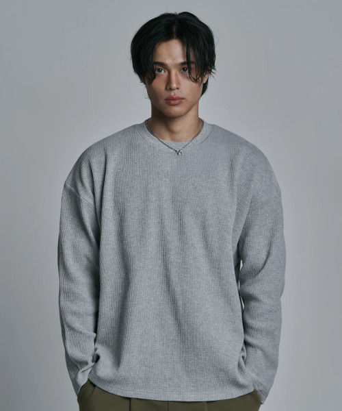 JELEVE（ジェイエルブ）の「ワッフルルーズフィットロングスリーブ（Tシャツ/カットソー・メンズ・ホワイト/ブラック/ネイビー/グレー/オリーブ/チャコール・MEDIUM/LARGE/X-LARGE/SMALL）」の8枚目の写真