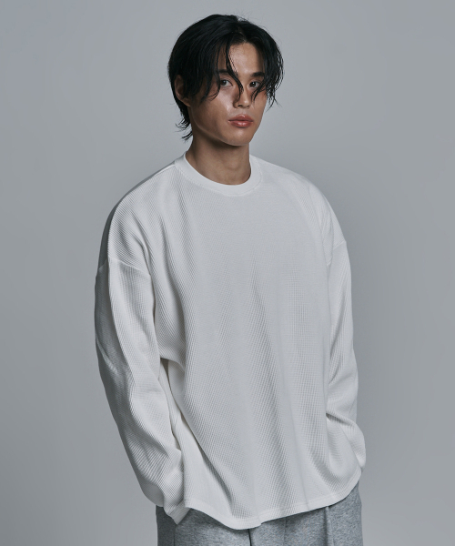 JELEVE（ジェイエルブ）の「ワッフルルーズフィットロングスリーブ（Tシャツ/カットソー・メンズ・ホワイト/ブラック/ネイビー/グレー/オリーブ/チャコール・MEDIUM/LARGE/X-LARGE/SMALL）」の11枚目の写真