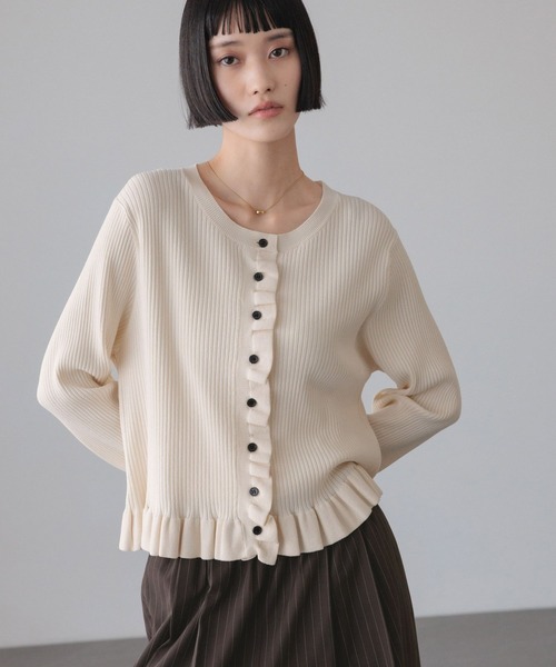 LOWRYS FARM（ローリーズファーム）の「フリルカーディガンＬＳ　638337（Tシャツ/カットソー・レディース・レッド/ブルー/ブラック/アイボリー・FREE）」の16枚目の写真