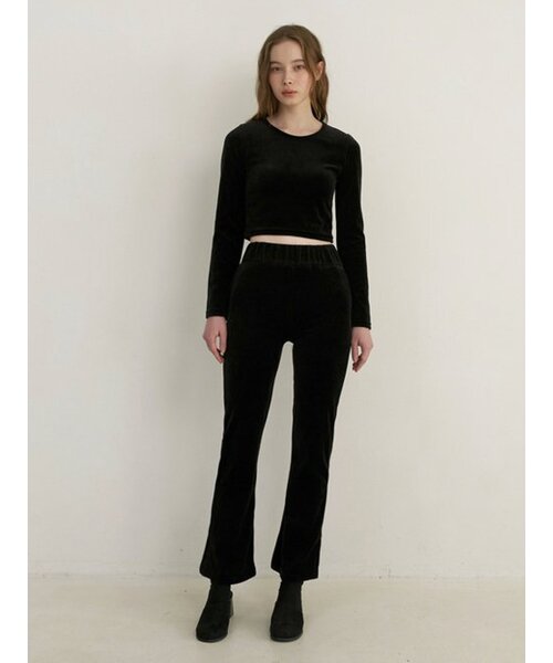 KINDABABY(カインダベイビー)の「velvet top & track pants set up - black(スウェットパンツ・レディース・ブラック・FREE)」の2枚目の写真