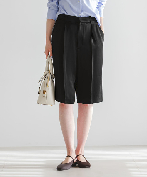 Noble（ノーブル）の「コンパクトサテンバミューダーパンツ（その他パンツ・レディース・ブラック/ベージュ・36/38）」の8枚目の写真