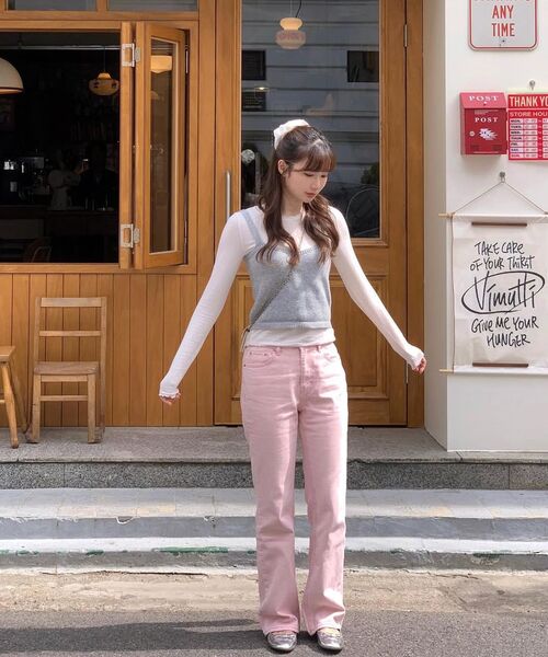 VANONE ATELIER(バノンアトリエ)の「P3194 ピグメントフレアパンツ_ライトピンク(デニムパンツ・レディース・その他・S/M/L)」の5枚目の写真