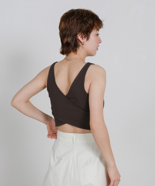 select MOCA（セレクトモカ）の「カップ付きバッククロスショートタンクトップ（タンクトップ・レディース・ブラック/チャコールグレー・FREE）」の5枚目の写真