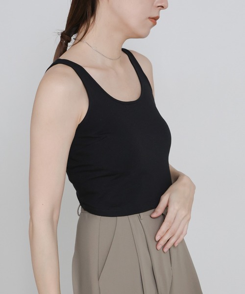 select MOCA（セレクトモカ）の「カップ付きバッククロスショートタンクトップ（タンクトップ・レディース・ブラック/チャコールグレー・FREE）」の17枚目の写真