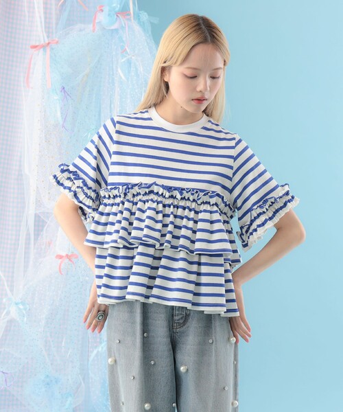 CAROLINA GLASER（カロリナ グレイサー）の「ボーダー フリルカットソー 旅行 主役トップス 映え 大人ガーリー（Tシャツ/カットソー・レディース・ブラック/ブルー・ONE SIZE）」の14枚目の写真