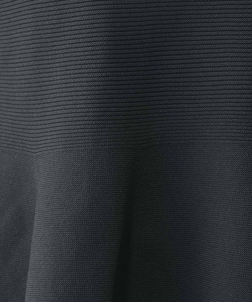 GLOBAL WORK（グローバルワーク）の「リッチライトペプラムプルオーバー/632671（ニット/セーター・レディース・グレー/ペールイエロー/ブラック/ネイビー・MEDIUM/LARGE）」の7枚目の写真