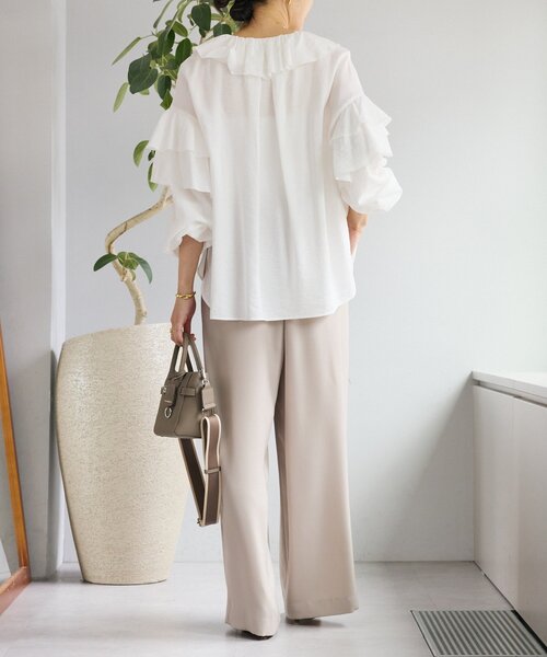 RIVE DROITE（リヴドロワ）の「【オケージョンや通勤に】ダブルサテンタックパンツ（スラックス・レディース・ベージュ/ネイビー・36/38）」の14枚目の写真