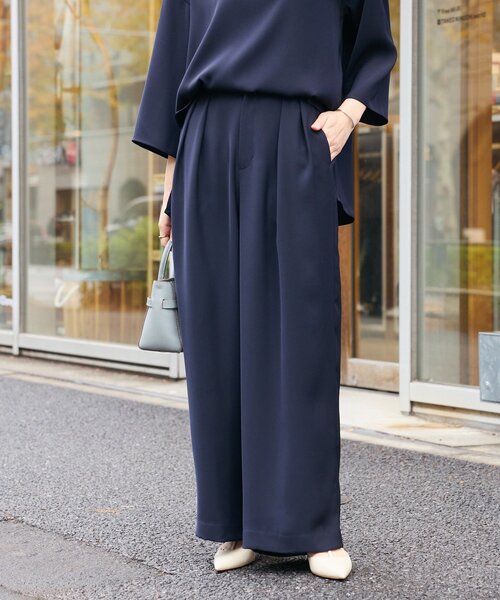 RIVE DROITE（リヴドロワ）の「【オケージョンや通勤に】ダブルサテンタックパンツ（スラックス・レディース・ベージュ/ネイビー・36/38）」の20枚目の写真