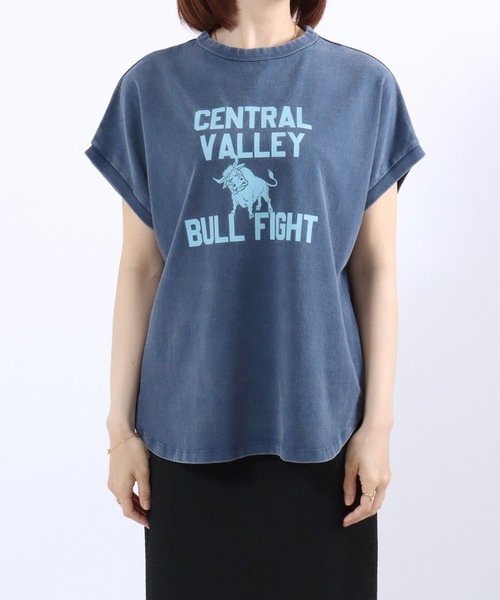 Champion(チャンピオン)の「Champion(チャンピオン)ウォッシュ加工 カレッジロゴTシャツ/ヴィンテージ風 フレンチスリーブ リラックスフィット(Tシャツ/カットソー・レディース・グリーン/ダークブラウン/ブルー/スミクロ・L/M)」の11枚目の写真