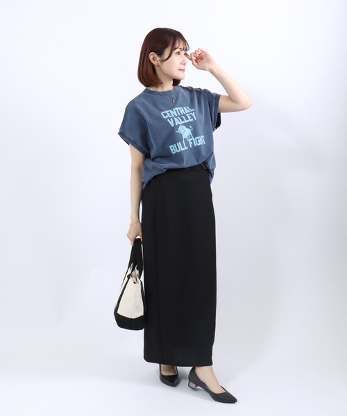 Champion(チャンピオン)の「Champion(チャンピオン)ウォッシュ加工 カレッジロゴTシャツ/ヴィンテージ風 フレンチスリーブ リラックスフィット(Tシャツ/カットソー・レディース・グリーン/ダークブラウン/ブルー/スミクロ・L/M)」の10枚目の写真