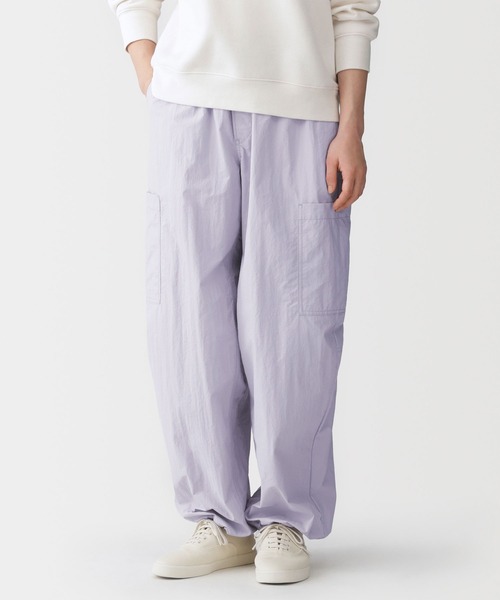 無印良品(ムジルシリョウヒン)の「婦人 撥水 ユーティリティーイージーワイドパンツ(その他パンツ・レディース・オフホワイト/グレー系/ブラック/ラベンダー・XL/L/M/S)」の4枚目の写真