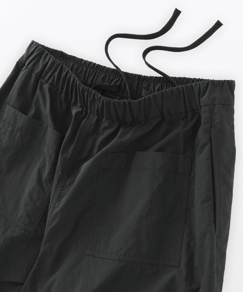 無印良品(ムジルシリョウヒン)の「婦人 撥水 ユーティリティーイージーワイドパンツ(その他パンツ・レディース・オフホワイト/グレー系/ブラック/ラベンダー・XL/L/M/S)」の22枚目の写真