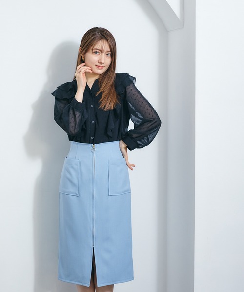 12Twelve Agenda(トゥエルブ アジェンダ)の「シアーフリルシャツブラウス(シャツ/ブラウス・レディース・ブラック/サックスブルー/オフホワイト・M)」の21枚目の写真