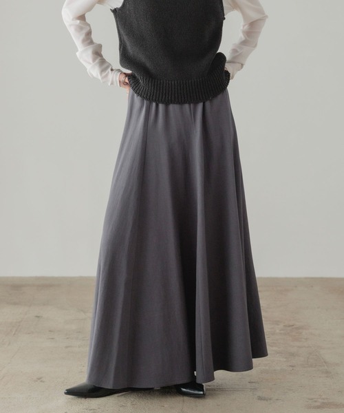 LOWRYS FARM(ローリーズファーム)の「フィブリルフレアスカート 656368(スカート・レディース・ブラック/アイボリー/ブルー/グレー・LARGE/MEDIUM)」の4枚目の写真