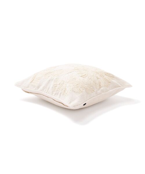 フラワーアップリケ クッションカバー 450×450 アイボリー（B-026
