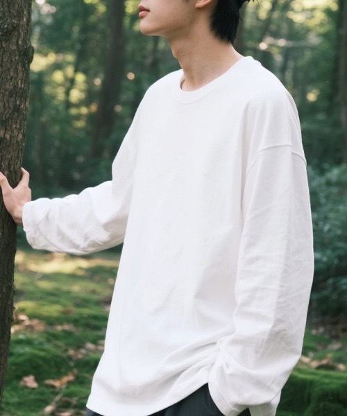 CREARE -LINO-(クレアーレリノ)の「シンプルルーズ無地ロングT(Tシャツ/カットソー・メンズ・チャコールグレー/ブラック/ホワイト/ネイビー/グレー・LARGE/MEDIUM)」の2枚目の写真