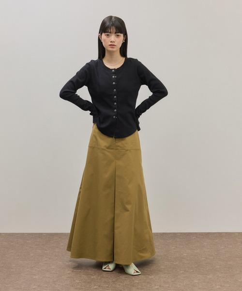 ADAM ET ROPE'（アダムエロペ）の「スクエアトゥカーブラインミュール（サンダル・レディース・オフホワイト/ライトグリーン/ブラック・24.5/24/23.5/23）」の8枚目の写真