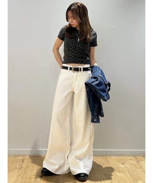 GAP(ギャップ)の「ロースラング ウルトラソフト スーパーバギーデニム ホワイト(デニムパンツ・レディース・ホワイト・28/26/24/23/29/30/27/25)」の8枚目の写真