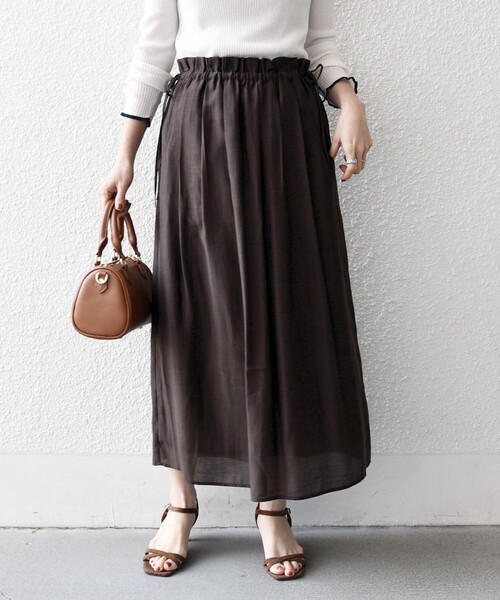 SHIPS any（シップス エニィ）の「SHIPS any:〈洗濯機可能〉リネン ミックス シアー ギャザー リボン スカート（スカート・レディース・ネイビー/ブラウン・ONE SIZE）」の5枚目の写真