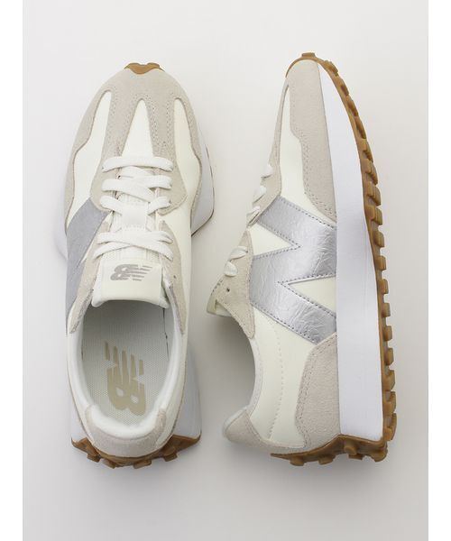 emmi(エミ)の「【New Balance】327(スニーカー・レディース・アイボリー・23/23.5/24/24.5/25)」の4枚目の写真