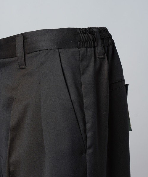 MAISON SPECIAL(メゾンスペシャル)の「《UNISEX》【Loro Piana Fabric】Prime-Wide Two-tuck Trousers/【ロロ・ピアーナ ファブリック】プライムワイドツータックスラックス【MAISON SPECIAL/メゾンスペシャル】■セットアップ対応■(スラックス・メンズ・ブラック・1/0/2)」の11枚目の写真