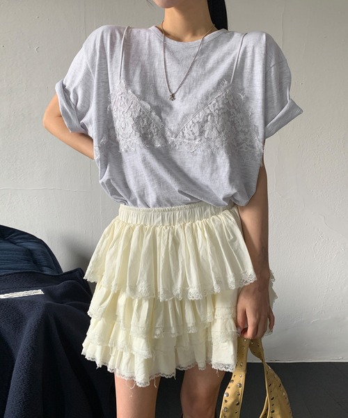 UNE MANSION(ユヌマンション)の「【UNE ORIGINAL】レースビスチェレイヤードオーバーサイズTシャツカットソー(Tシャツ/カットソー・レディース・チャコールグレー/ライトグレー/アイボリー・FREE)」の18枚目の写真