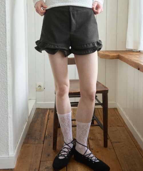 Birthday room（バースデイルーム）の「フリルマイクロショートパンツ/frill micro short pants（その他パンツ・レディース・チャコールグレー/ブラック・FREE）」の2枚目の写真