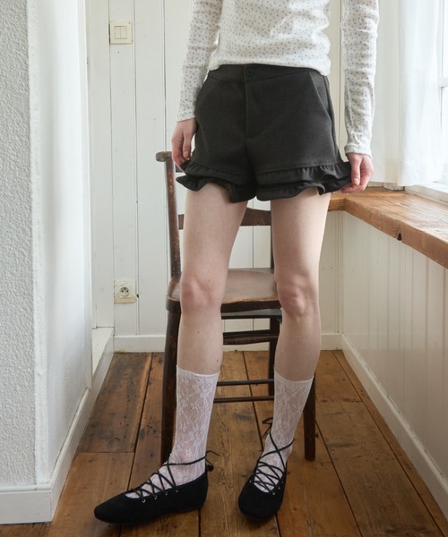 Birthday room（バースデイルーム）の「フリルマイクロショートパンツ/frill micro short pants（その他パンツ・レディース・チャコールグレー/ブラック・FREE）」の13枚目の写真