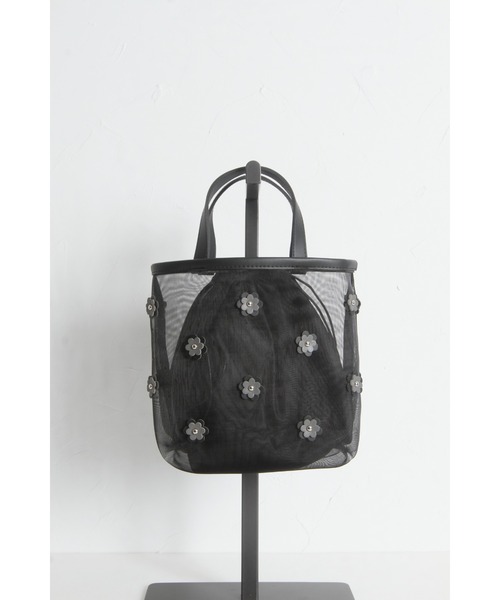 tocco closet（トッコ　クローゼット）の「フラワーモチーフ付きシアーハンドバッグ（ハンドバッグ・レディース・ブラック・FREE）」の15枚目の写真