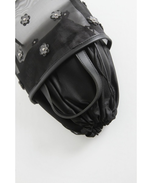 tocco closet（トッコ　クローゼット）の「フラワーモチーフ付きシアーハンドバッグ（ハンドバッグ・レディース・ブラック・FREE）」の18枚目の写真