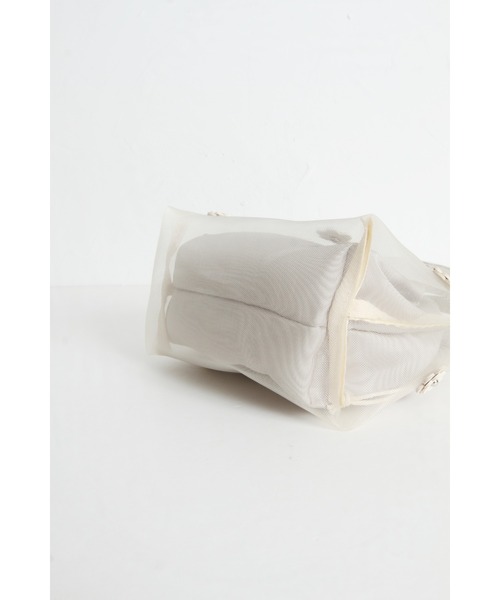 tocco closet（トッコ　クローゼット）の「フラワーモチーフ付きシアーハンドバッグ（ハンドバッグ・レディース・ブラック・FREE）」の21枚目の写真