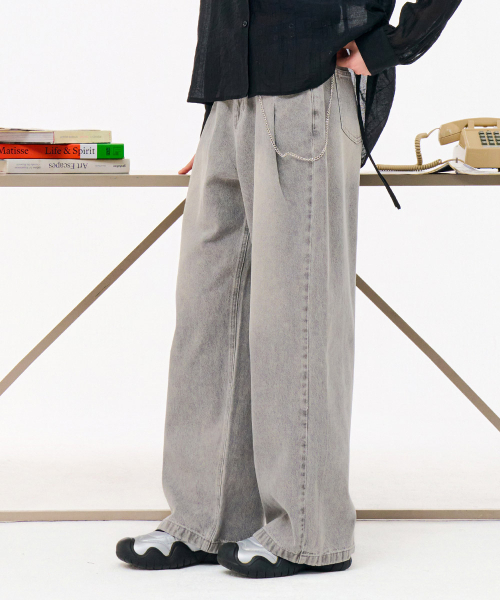 CHASECULT（チェイスカルト）の「女性グレー1タックワイドデニムパンツ-FBRG2378C02（デニムパンツ・レディース・ライトグレー・70/67/74）」の3枚目の写真