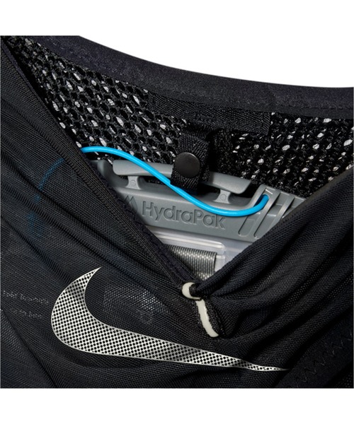 NIKE（ナイキ）の「【NIKE/ナイキ】ボトル付き ランニング ランベスト5L（ベスト・メンズ・ブラック・M/L）」の14枚目の写真