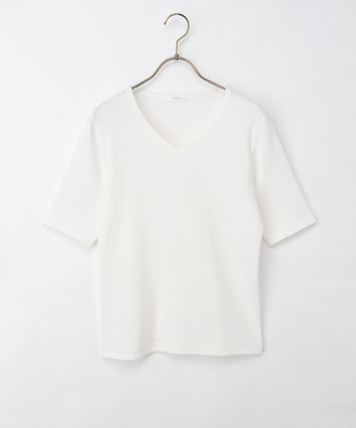 Honeys(ハニーズ)の「【ハニさら・接触冷感・UVカット】半袖VネックTシャツ(Tシャツ/カットソー・レディース・イエロー/ブラック/オフホワイト/ブルー・3L/L/LL/M/S)」の14枚目の写真