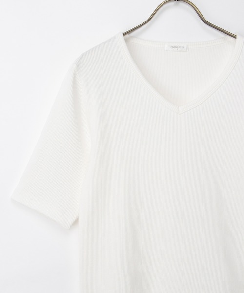 Honeys(ハニーズ)の「【ハニさら・接触冷感・UVカット】半袖VネックTシャツ(Tシャツ/カットソー・レディース・イエロー/ブラック/オフホワイト/ブルー・3L/L/LL/M/S)」の15枚目の写真