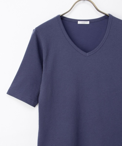 Honeys(ハニーズ)の「【ハニさら・接触冷感・UVカット】半袖VネックTシャツ(Tシャツ/カットソー・レディース・イエロー/ブラック/オフホワイト/ブルー・3L/L/LL/M/S)」の19枚目の写真